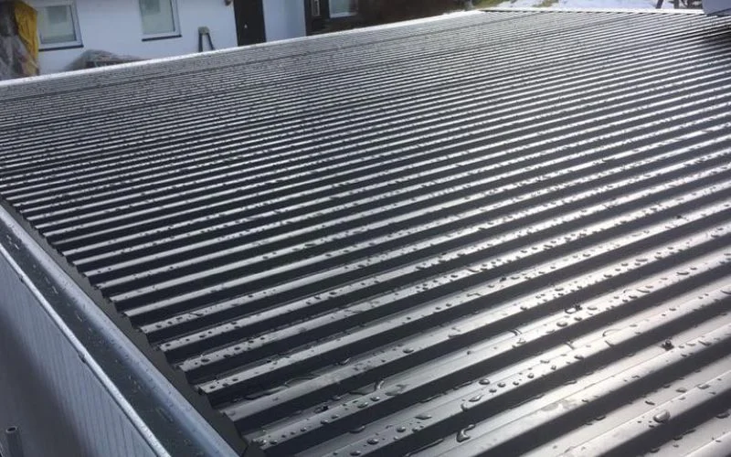 9 Montering av plattak pa attefallsgarage