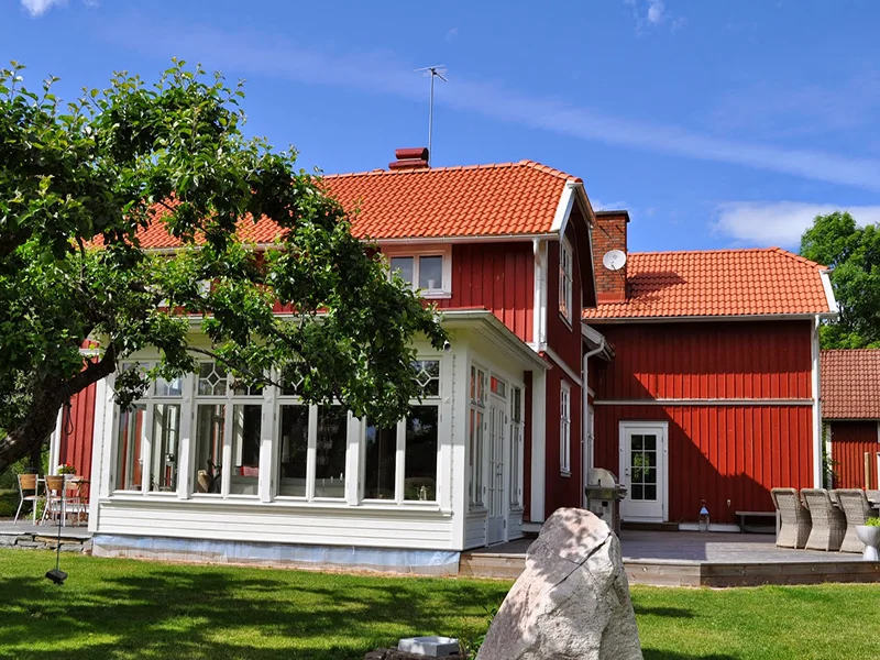 Takomlaggning pa uterum Tumba Storvreten