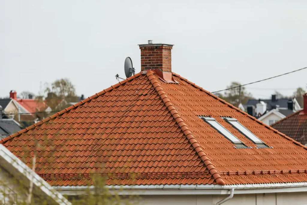 takbesiktning och statusbesiktning av villatak i storvreten tumba